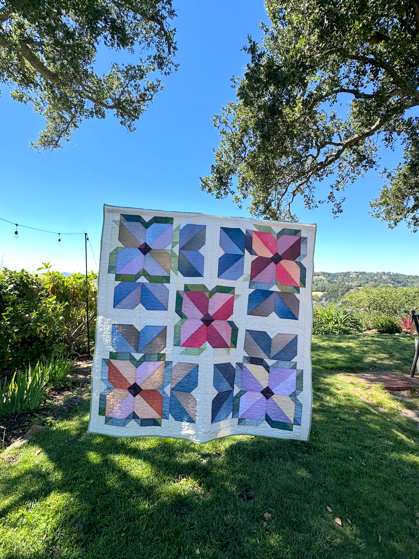Sunny Blooms Quilt Bundle (PRE-ORDER SHIPS NOVEMBER)